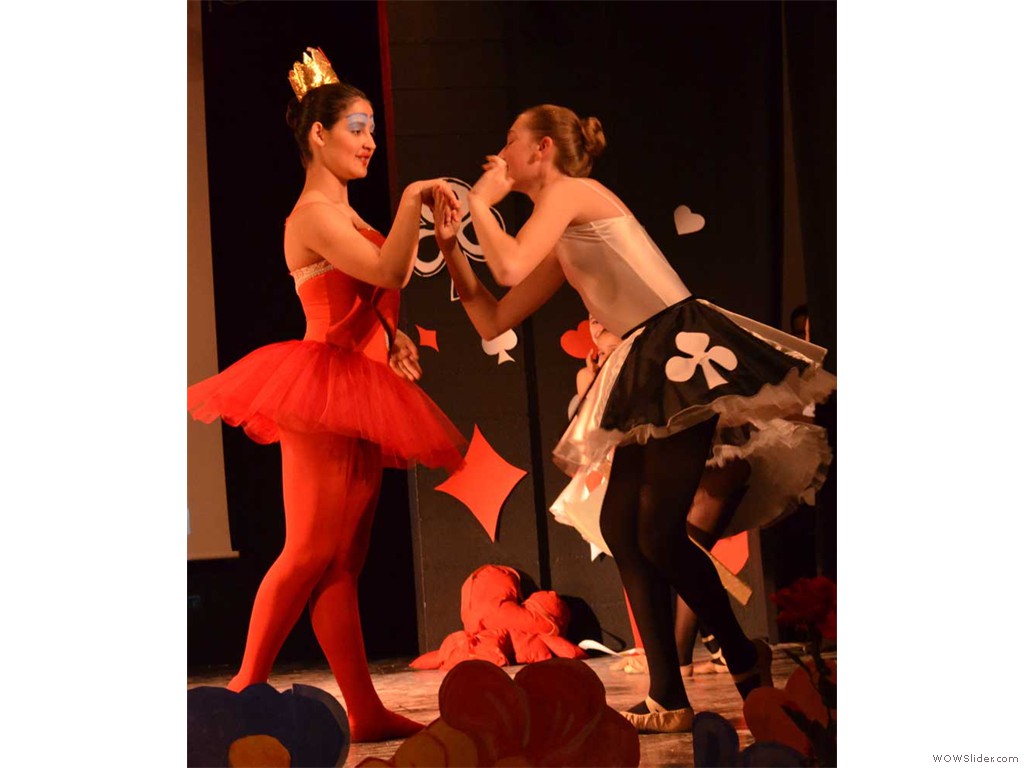danzarte saggio 2013 -Alice in wonderland